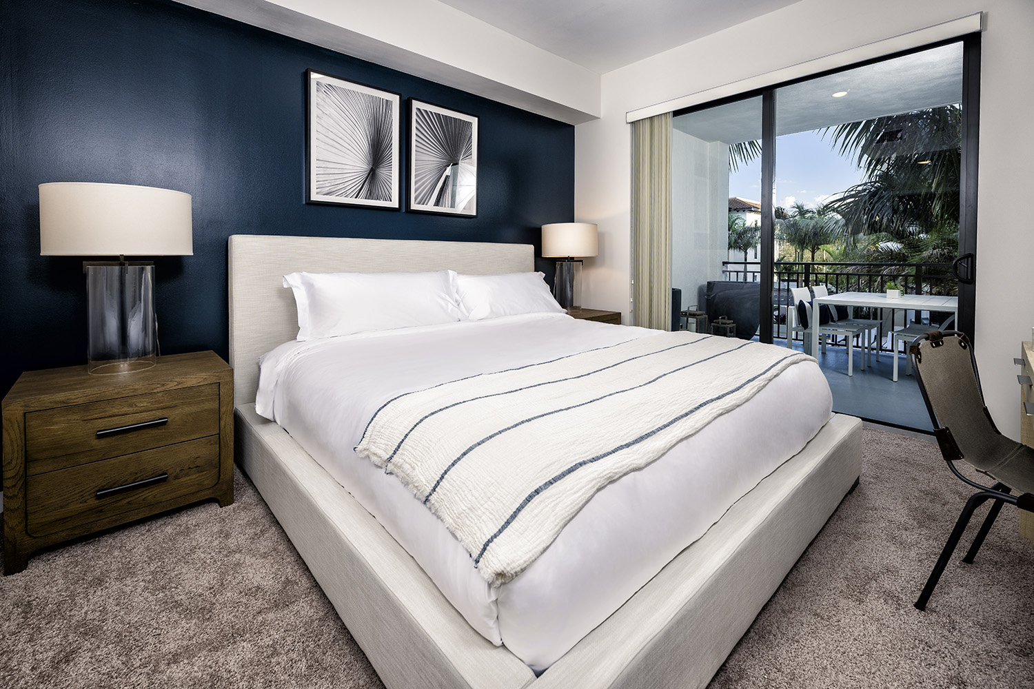 spacious bedroom in luxury boca raton apartments